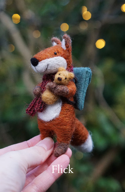 Needle Felted Foxes